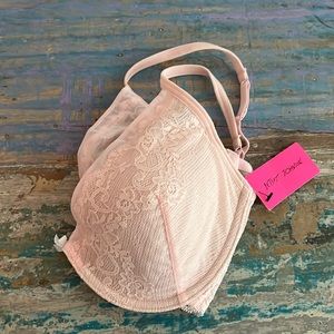 BETSEY JOHNSON 32DD pink lacy bra NWT